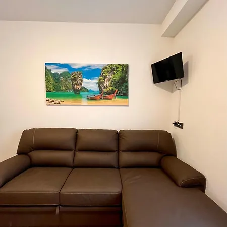 Perla House * アッバディーア・ラリアーナ